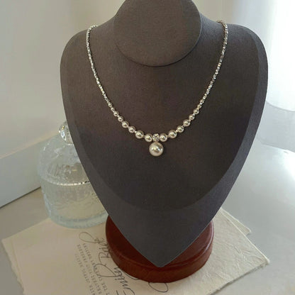 Niche design crushed silver pearl necklace