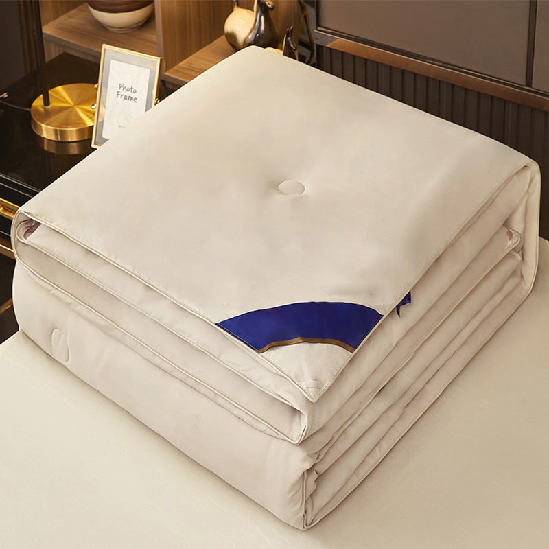 Ultra Soft Lightweight & Fluffy Comforter😴Guarantee You A Restful Sleep🥰