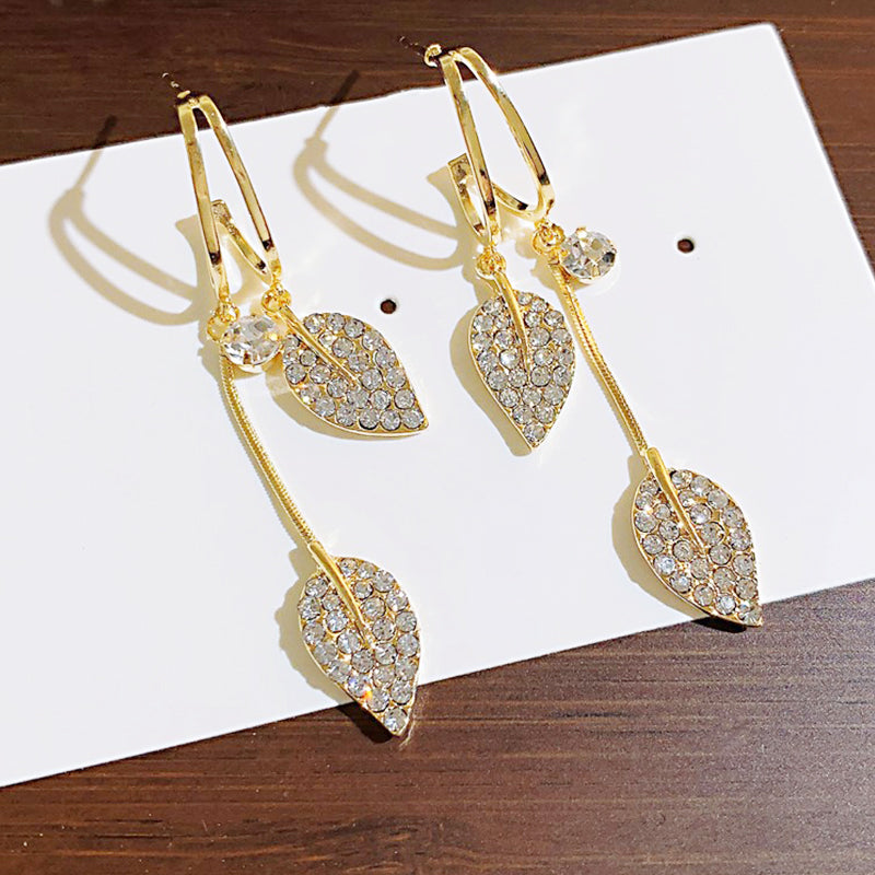 Elegant Leaf Drop Earrings