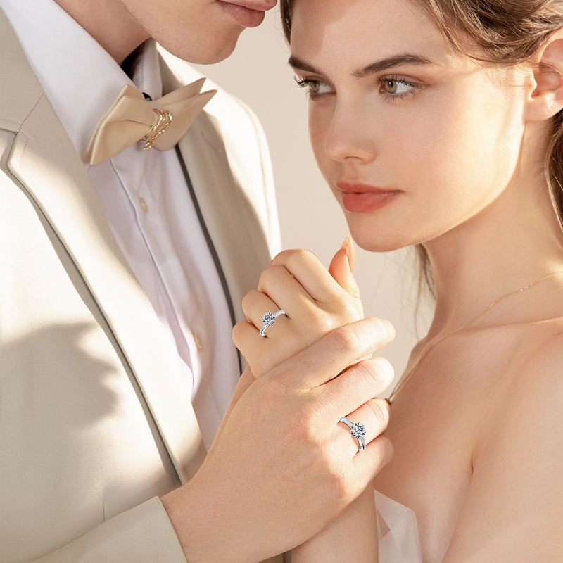 Women's Luxe-Style Premium Round Moissanite Ring